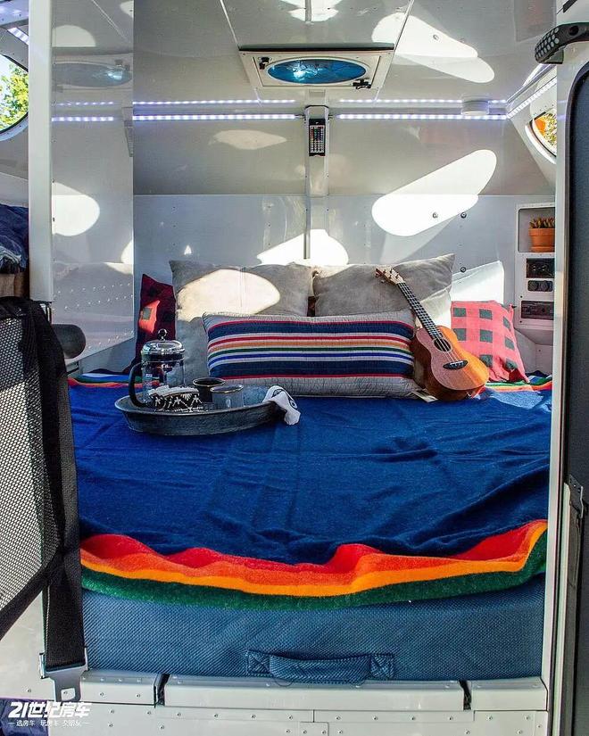 ll Boy 越野拖挂高顶+全铝+强越野！新葡京探险党终极选择！Mammoth Ta(图4)